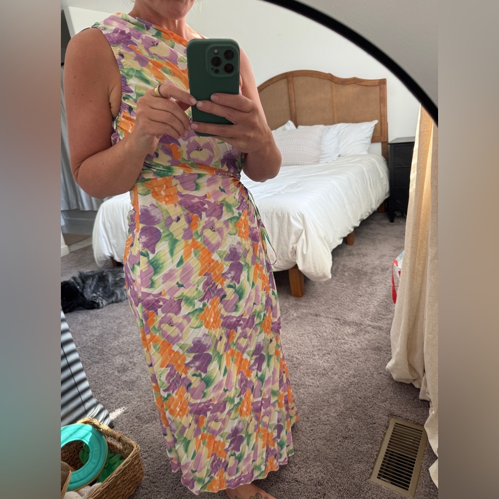 Floral Sleeveless Dress - Multicolor Size 4